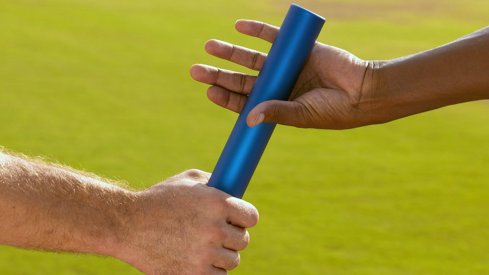 _运动员专访：背后的训练故事与未来目标_，运动员刻苦训练的故事